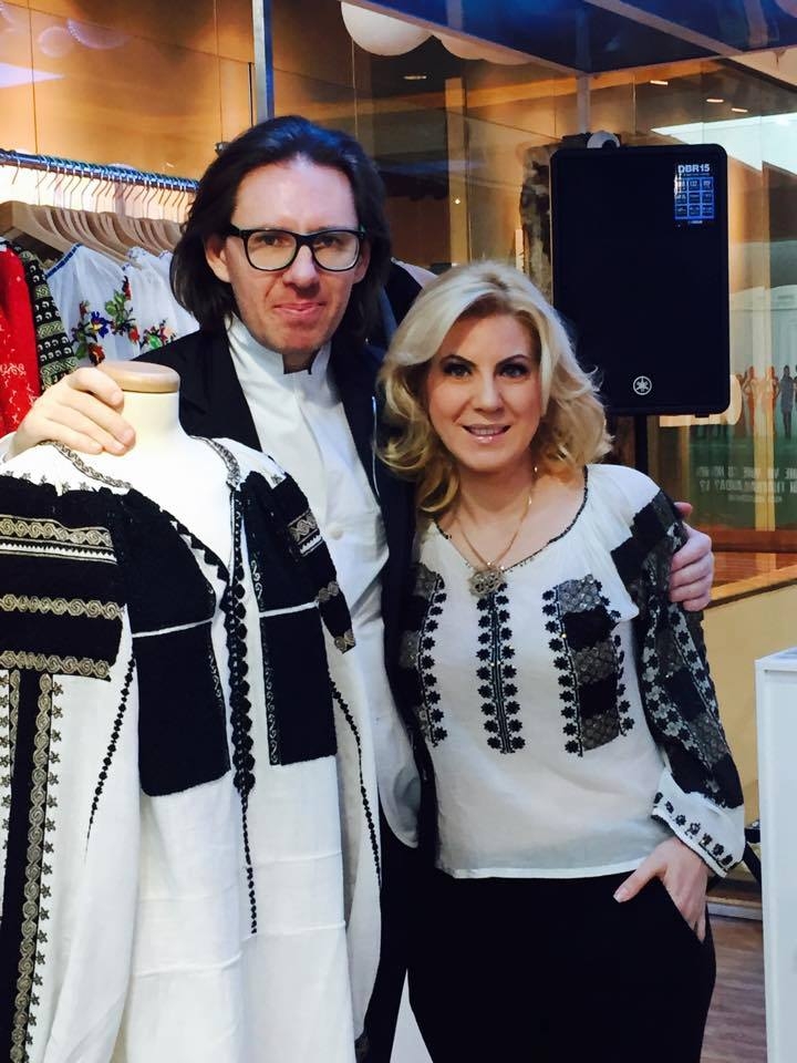 Cristina Chiriac împreună cu Maestrul Nicolae Voiculet Cristina Chiriac împreună cu Maestrul Nicolae Voiculet